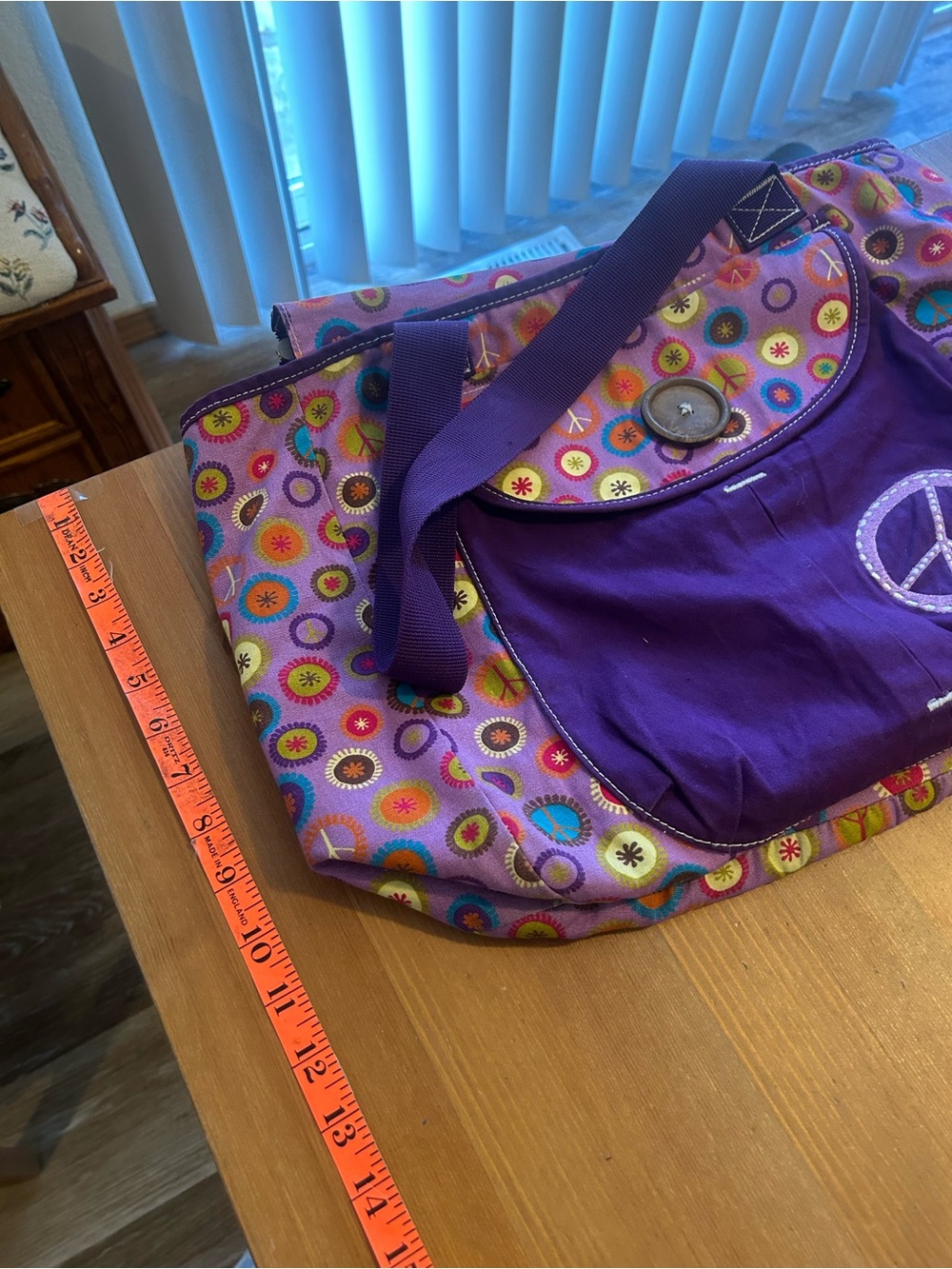 Y2K
Purple Peace Sign Button Zip
Tote Bag - Picture 11 of 11